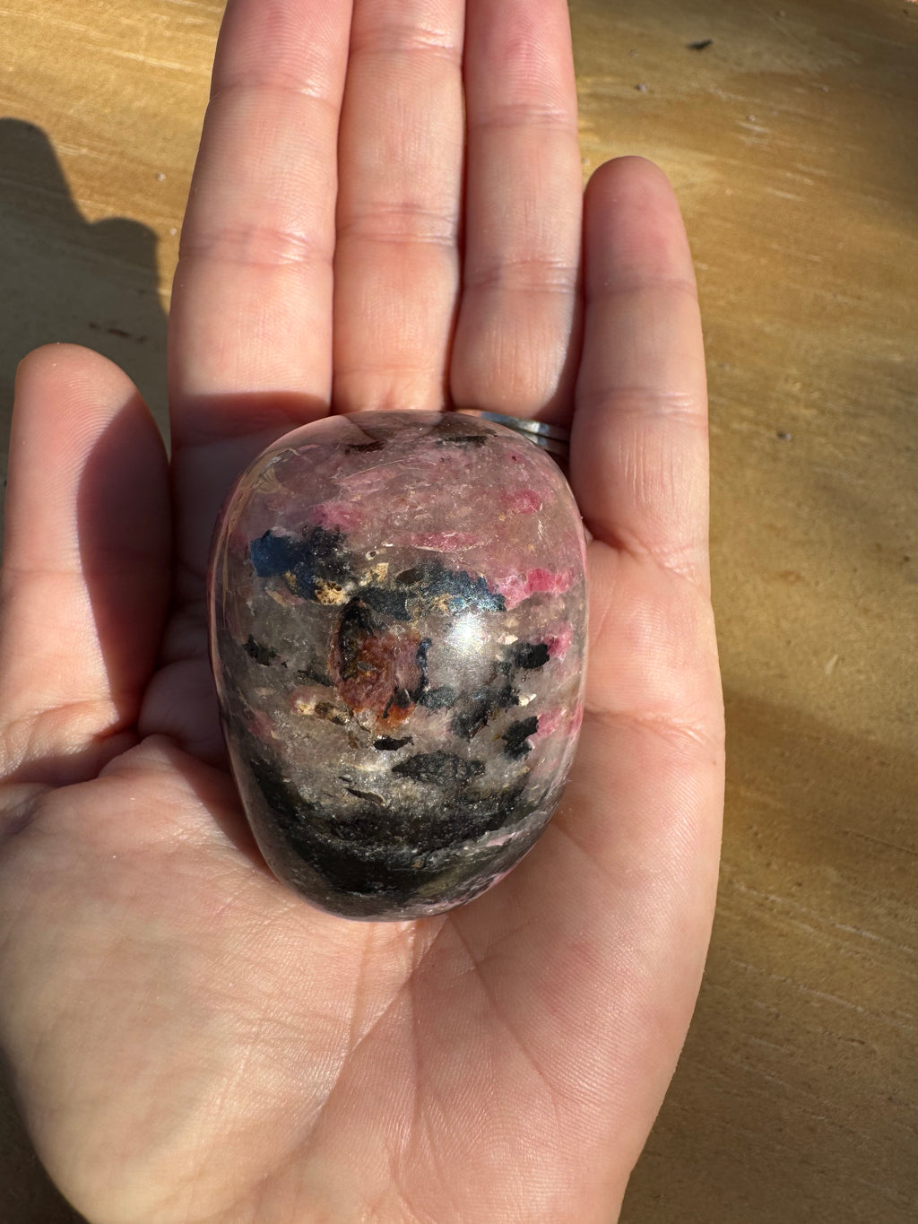 XL Rhodonite Palm Stone
